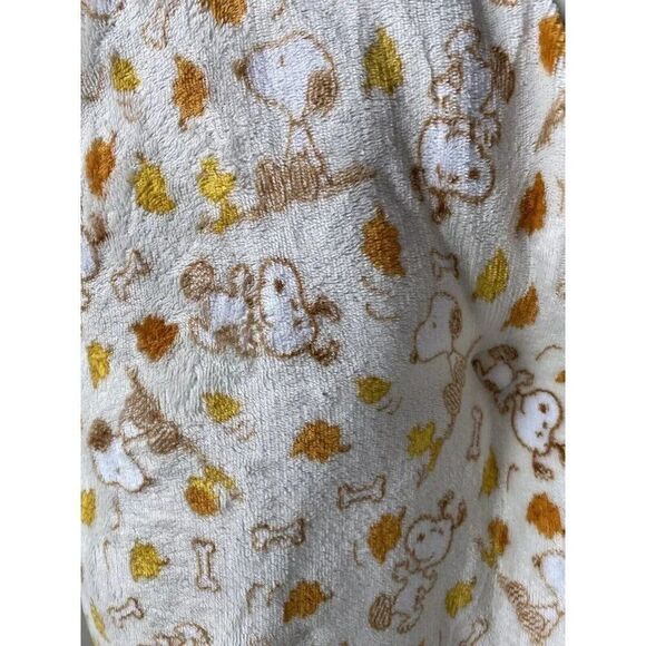 PEANUTS SNOOPY Pillow Cozy Pet BED Super Soft Beige Autumn Fall Leaves Bones NEW - Picture 3 of 16